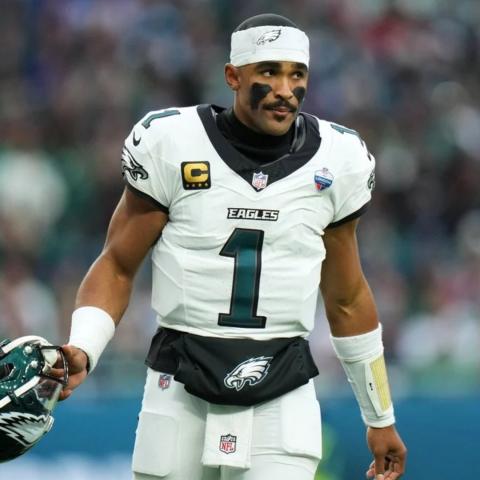JALEN HURTS COAGULOS EN LOS PULMONES