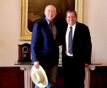 Ken Salazar y David Monreal 