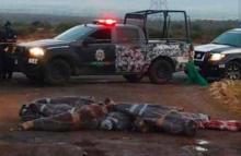 Abandonan a 8 "encobijados" en carretera de Zacatecas