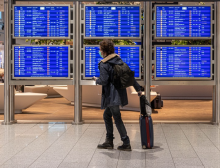 Cubrebocas ya no será obligatorio ni en aviones ni en aeropuertos