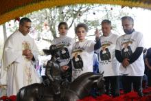 Realizan misa por el primer aniversario luctuoso de Vicente Fernández 