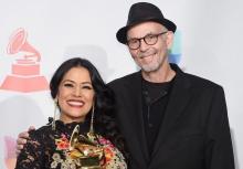 Murió el saxofonista Paul Cohen, esposo de Lila Downs