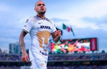 Alves regresa a Pumas