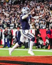 COWBOYS BEAT BUCS