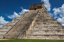 Turista burla seguridad en pirámide de Chichén Itzá