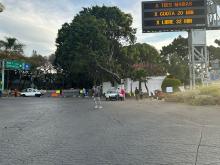 Bloquean accesos en Cuernavaca ante la falta de agua