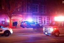 Mueren tres universitarios tras tiroteo en Michigan