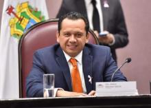 Tras persecución asesinan a funcionario del Congreso de Veracruz y a su hijo de 7 años