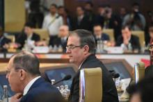 Ante G20 canciller Ebrard llama a frenar el tráfico de armas