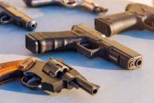 Buscan que la adquisición de armas en Florida sea de 18 años de edad en lugar de 21