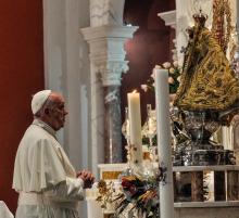 Papa Francisco es dado de alta del hospital tras bronquitis