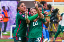 México 2-1 Canadá