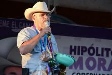 Piden a gobernador de Michoacán justicia por el asesinato de Hipólito Mora o formarán un grupo civil armado