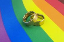 Rusia anula primer matrimonio igualitario tras prohibición de cambio de género