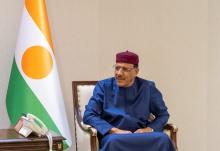 Junta militar de Níger anuncia juicio por alta traición al derrocado presidente Bazoum