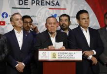 Tras quedarse sin candidatos, PRD se aleja del Frente Amplio por México