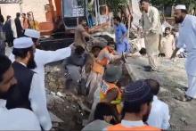 Atentado en mezquita de Pakistán deja 52 muertos y más de 50 heridos