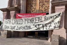 Gobernador de Zacatecas encuentra protestas al entregar su segundo informe de gobierno