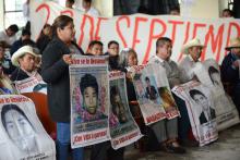 Al igual que Peña Nieto, AMLO poco accionó sobre el caso Ayotzinapa, denuncian padres de estudiantes desaparecidos