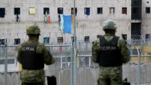 Liberan a guardias en Ecuador tras protestas en cárceles