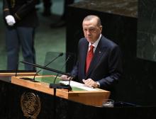 Presidente de turquía critica decoración "LGBT" en la sede de la ONU en Nueva York