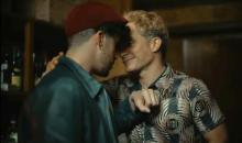 Nuevo avance de "Cassandro" muestra beso entre Gael García y Bad Bunny