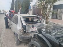 mujer al volante 