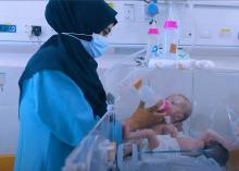 Cada hora mueren dos madres por la guerra en Gaza, dejando a sus hijos huérfanos