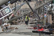 Aumentan a 92 los muertos y 242 desaparecidos tras sismo en Japón