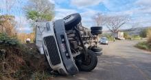 Accidente en la carretera La Angostura-Tuxtla Gutiérrez deja a 21 migrantes lesionados