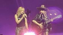 Madonna y Kylie Minogue cantan juntas por primera vez