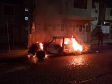 auto incendiado 