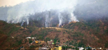 Más de mil brigadistas siguen luchando contra incendios en Acapulco, Guerrero