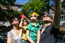 ¡Cuidado con el eclipse! IMSS brinda recomendaciones para proteger la vista