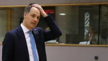 Renuncia primer ministro de Bélgica tras pésimos resultados de su partido en elecciones