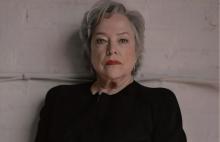 Kathy Bates anuncia su retiro tras 50 años de carrera