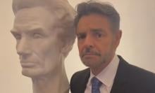 Eugenio Derbez recibe reconocimiento en la Casa Blanca