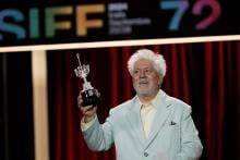 Pedro Almodóvar recibe premio honorífico en San Sebastián