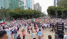 Universitarios protestando 