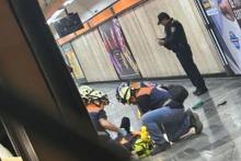 Hombre atacó 4 pasajeros del Metro Tacubaya.