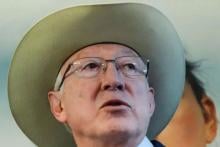 Ken Salazar, confió en que habrá una "transición en paz".