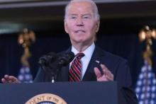 Tras tiroteo en Wisconsin, Biden urge al Congreso a legislar sobre armas.