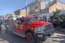 Se incendia casa habitación en la colonia Emiliano Zapata.