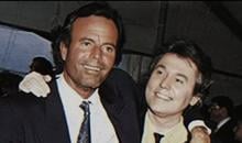 El mensaje que Julio Iglesias dedica a Raphael tras la hospitalización del cantante