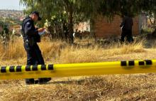 Se quedaron dormidos con el motor de una motocicleta encendida dentro de la casa