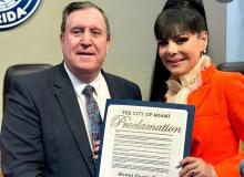 Declaran día oficial de Maribel Guardia en Miami