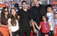 Pepe Aguilar responde por qué su hijo Emiliano ya no aparece en las fotos familiares