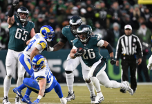 Eagles 28-22 Rams