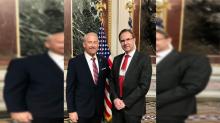 Embajadores Ron Johnson y Esteban Moctezuma 