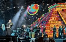 Pepe Aguilar conquista el Foro de las Estrellas de la FNSM 2025